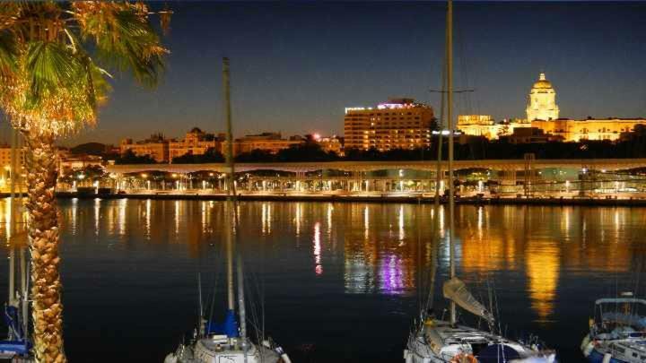 Diamond Apartments Puerto De Malaga Exterior photo